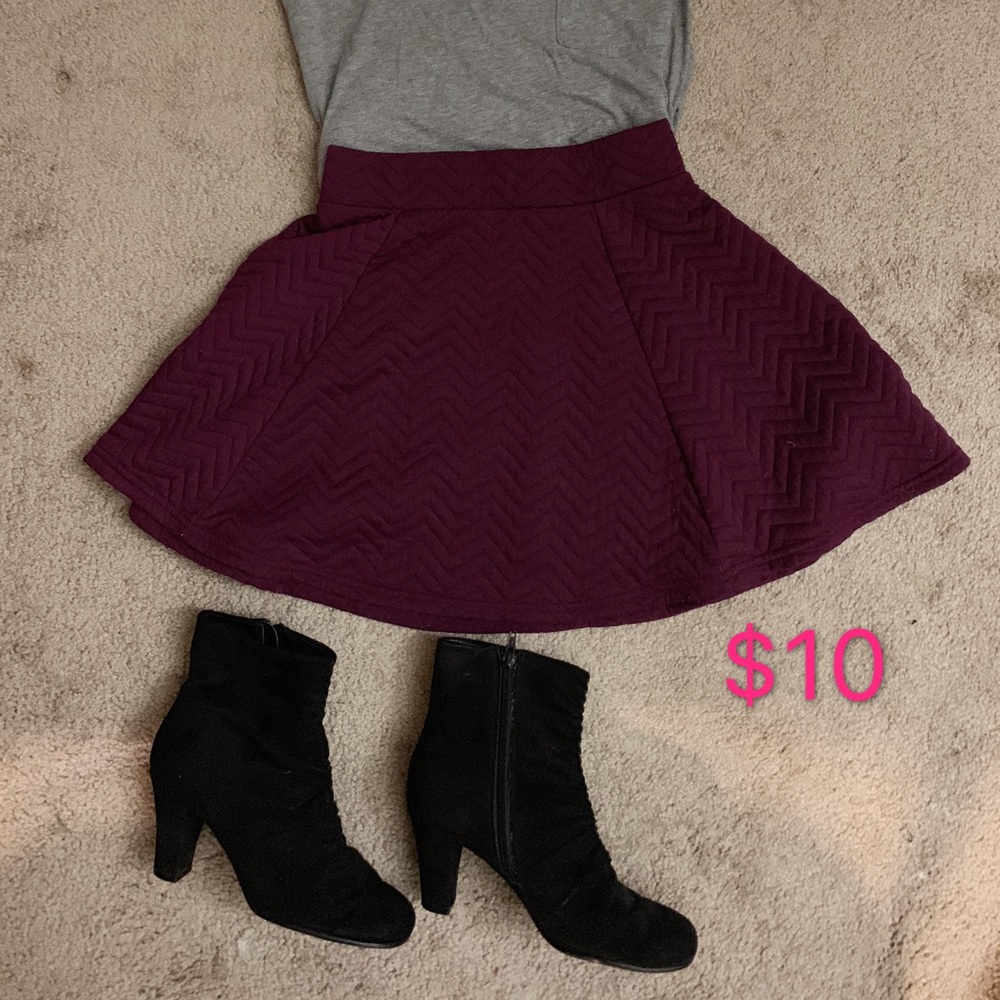 Selling the outfit  bundle for $10.
